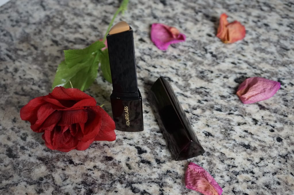 hourglass-golden-tan