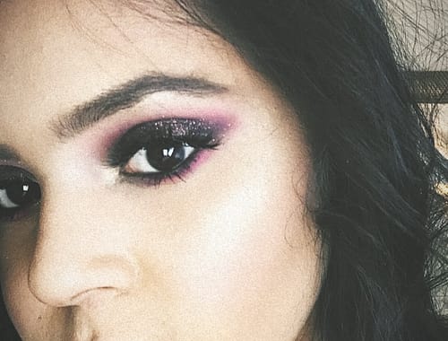 Pink-sparkly-makeup